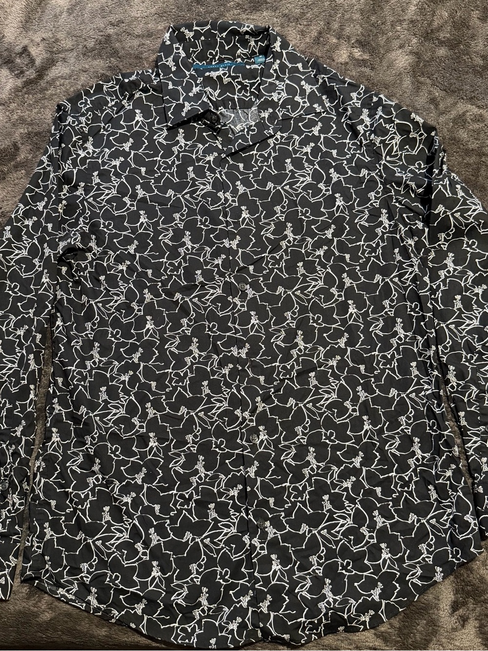 Men's Black Floral Perry Ellis button down shirt